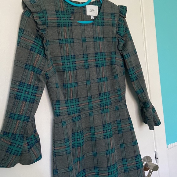 Plaid ruffle sleeve dress ModCloth Size XS grey/green - Picture 6 of 7